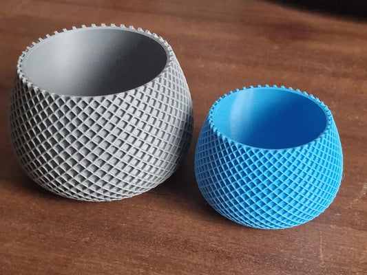 Modern ribbed plant pot/vase - series 6