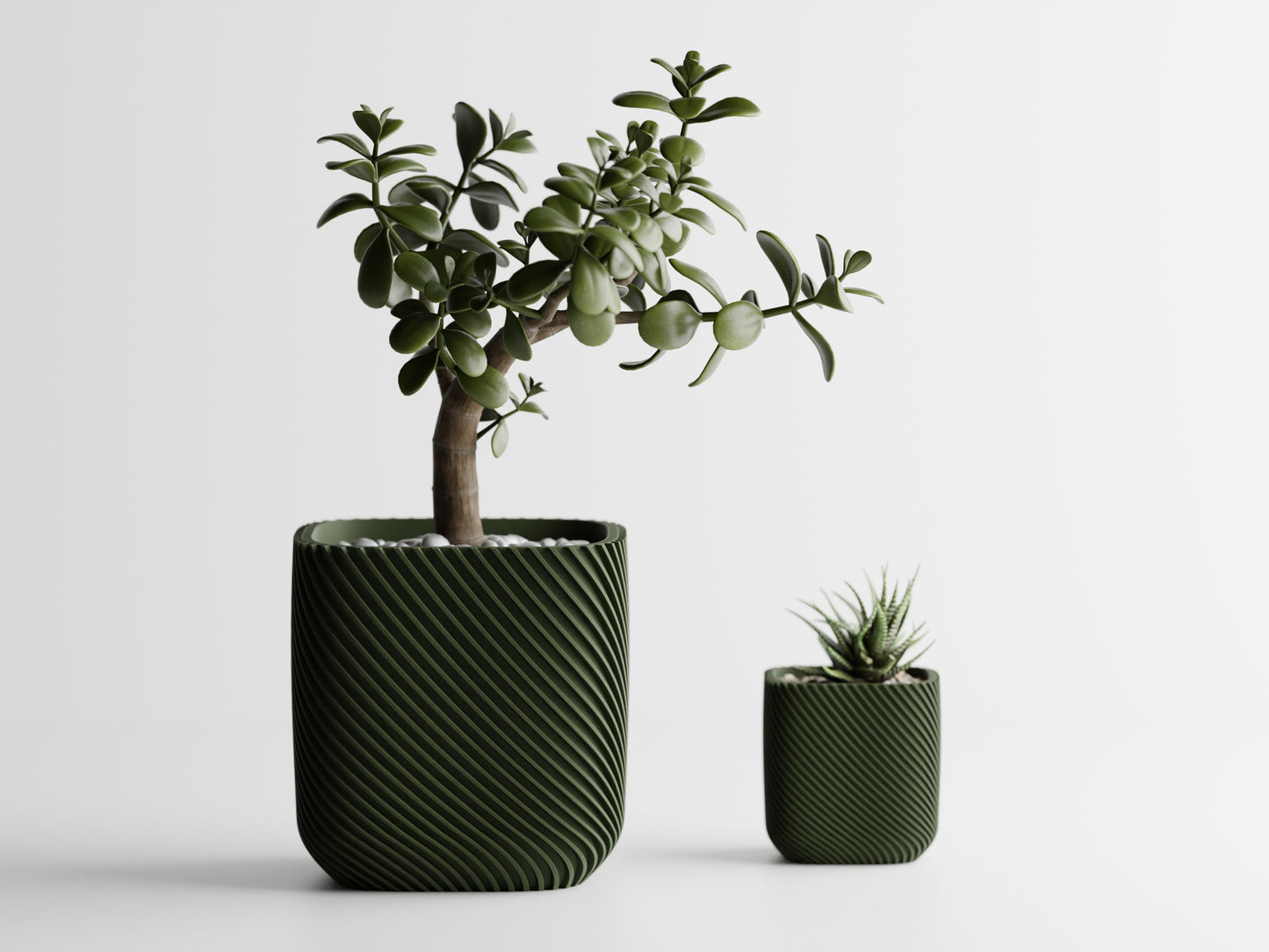 Plant Pot - Single ribbed round cube
